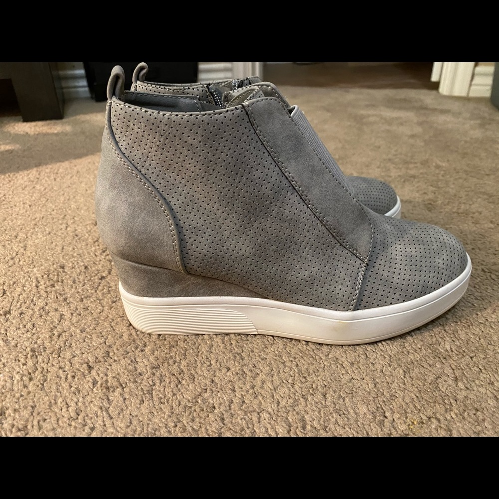 Booties - Picture 2 of 4